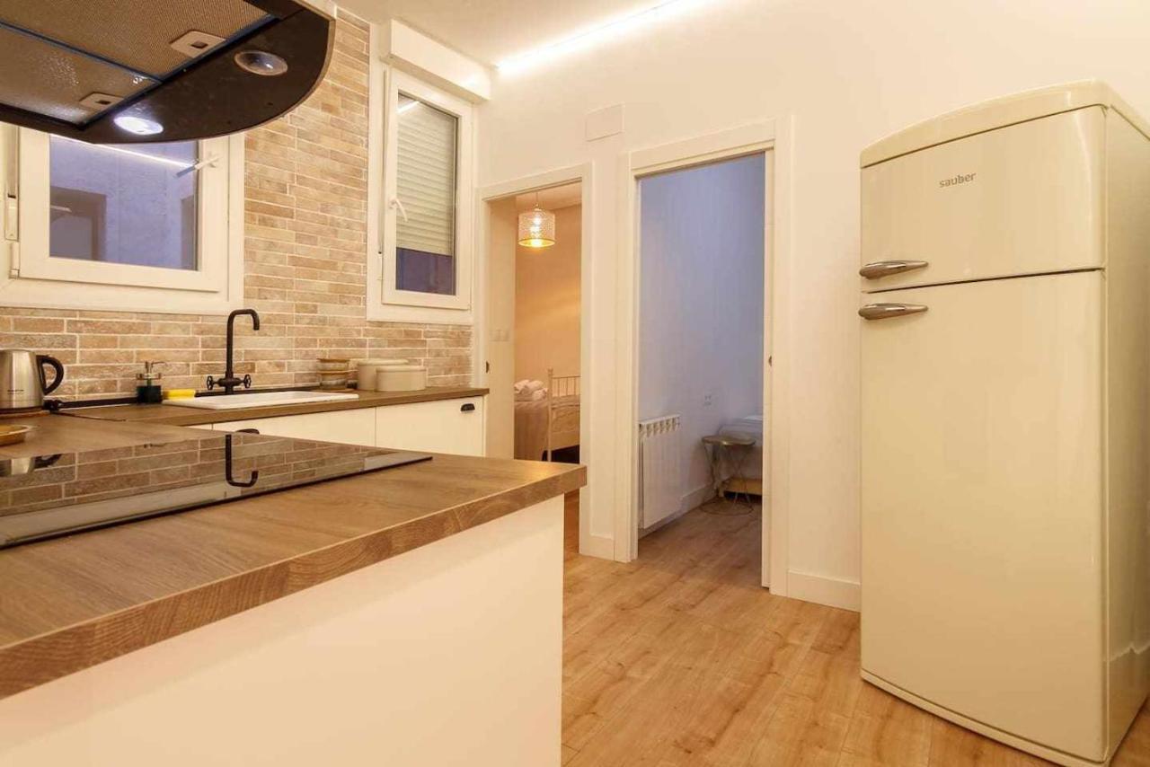 Vivienda Turistica Estilosa En La Zona Vieja Bilbao Kültér fotó