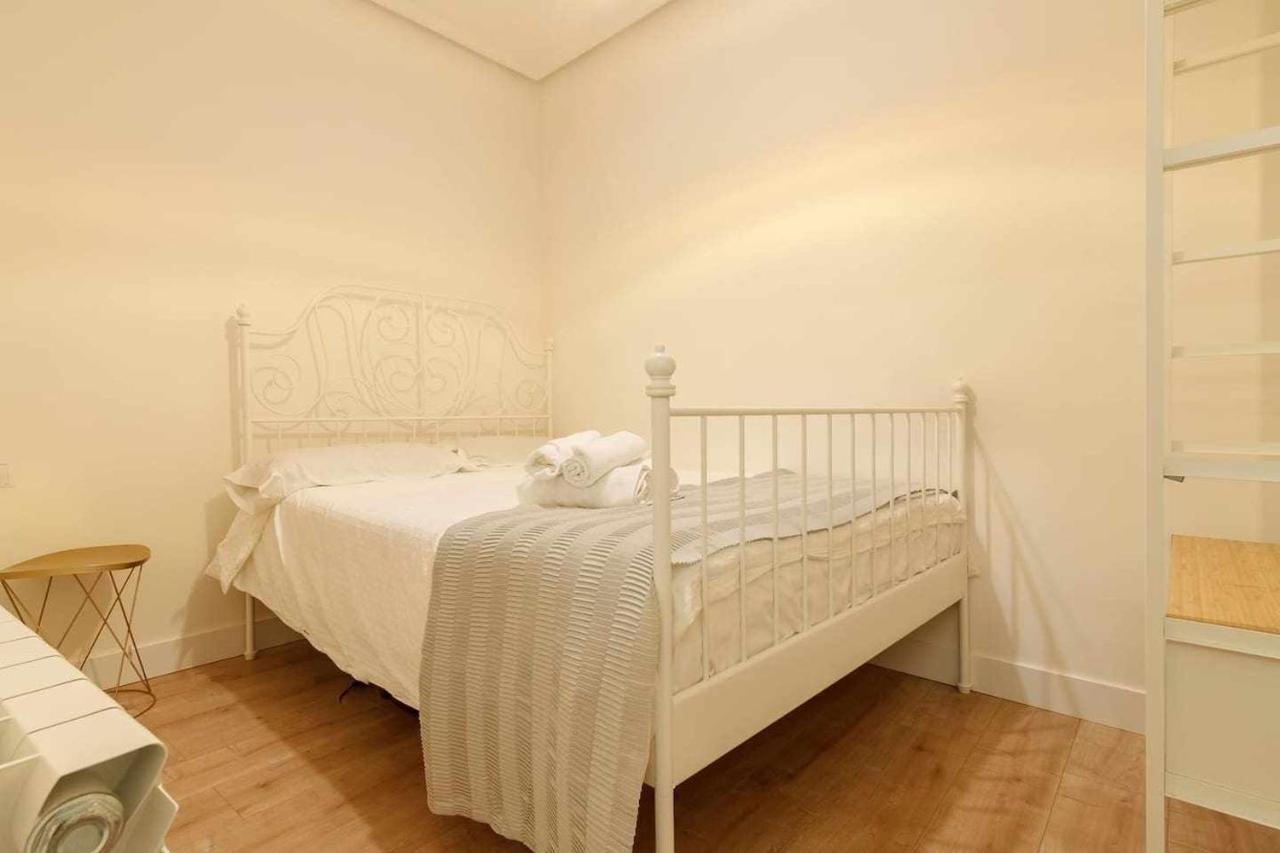 Vivienda Turistica Estilosa En La Zona Vieja Bilbao Kültér fotó
